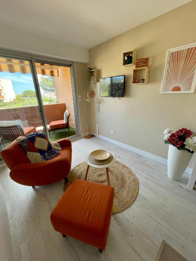 My Little Provence Bormes Les Mimosas Apartment Bagian luar foto