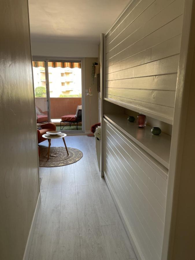 My Little Provence Bormes Les Mimosas Apartment Bagian luar foto