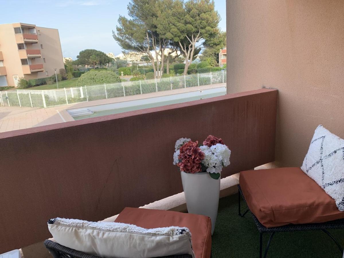 My Little Provence Bormes Les Mimosas Apartment Bagian luar foto
